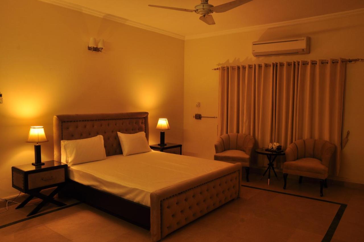 Reina Boutique Hotel - G6/3 Islamabad Exterior foto