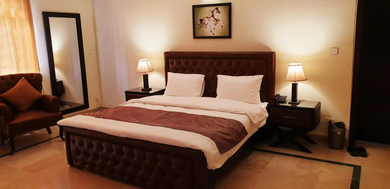 Reina Boutique Hotel - G6/3 Islamabad Exterior foto